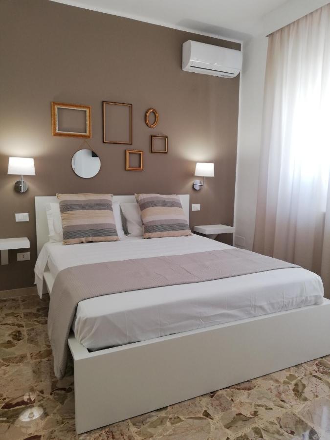 Hotel Ostuni Crispi House Zewnętrze zdjęcie