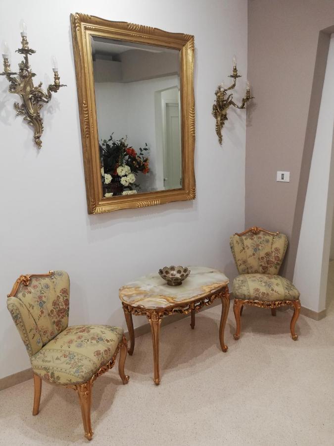 Hotel Ostuni Crispi House Zewnętrze zdjęcie